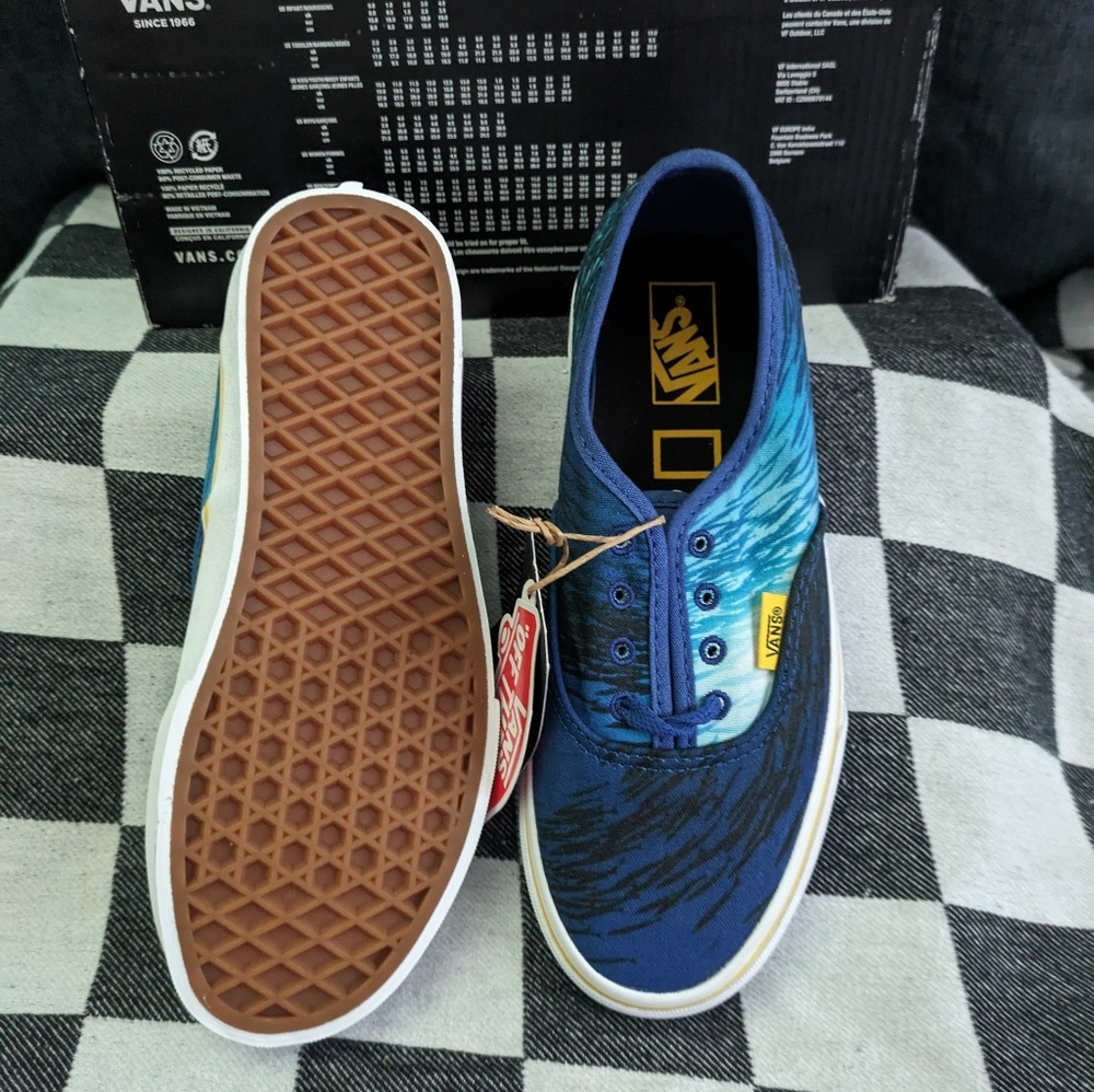 VANS OFF THE WALL AUTHENTIC Kids 3.5 Youth NATIONAL GEOGRAPHIC OCEAN 1223 Blue - Picture 11 of 11